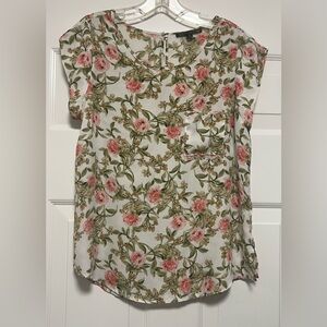 S.R. By Sweet Rain Pink & Green Floral lightweight Blouse size Medium
